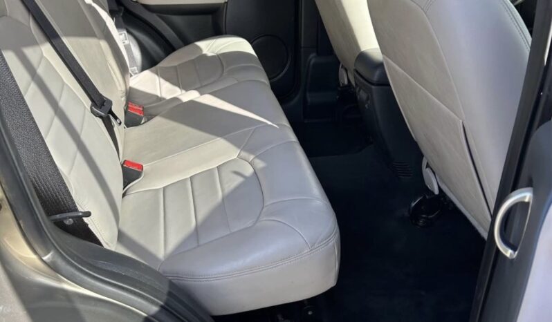 
								Jeep liberty 2004 full									