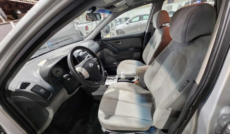 
								Hyundai Elantra SE 2008 full									
